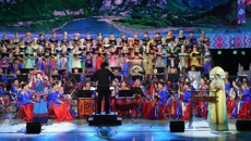 我校教师韦晴晴参加庆祝中华人民共和国成立75周年经典民族歌曲音乐会